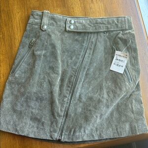 Blank NYC Olive/taupe mini skirt NWT